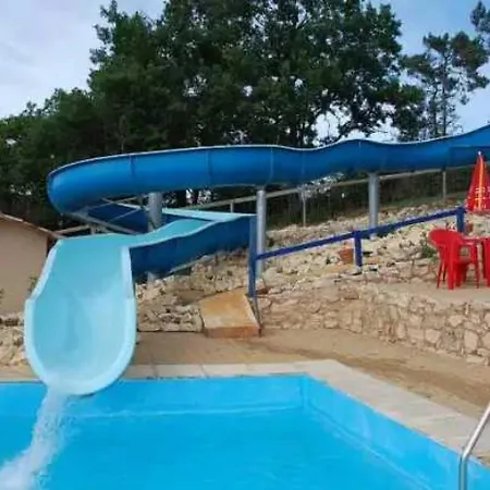 Zecamping 4 Etoiles Familial Espace Aquatique Familial Bien-etre Campingplads 4*