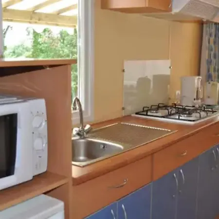 Zecamping 4 Etoiles Familial Espace Aquatique Familial Bien-etre 营地 Salles (Lot-et-Garonne)